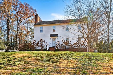 A home in North Chesterfield