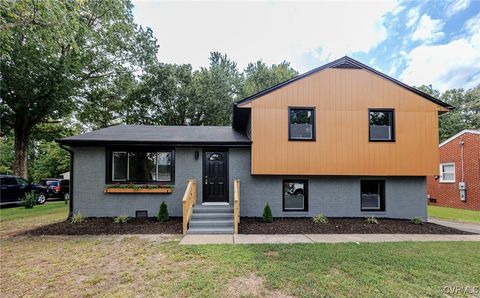 A home in Colonial Heights