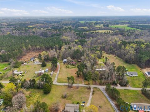 Tiny photo for 10015 Duncan Road, Dinwiddie, VA 23803 (MLS # 2607367)
