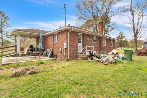 Tiny photo for 10015 Duncan Road, Dinwiddie, VA 23803 (MLS # 2607367)