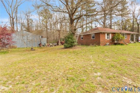 Tiny photo for 10015 Duncan Road, Dinwiddie, VA 23803 (MLS # 2607367)