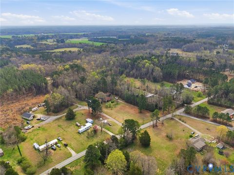 Tiny photo for 10015 Duncan Road, Dinwiddie, VA 23803 (MLS # 2607367)
