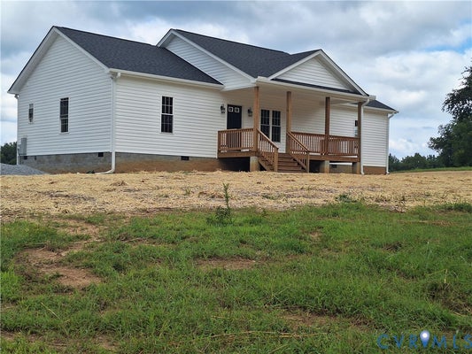 2078 E COURTHOUSE RD, BLACKSTONE, VA 23824 - Image e5578a84468d4cac6ad72111df7aa46b/1360825055