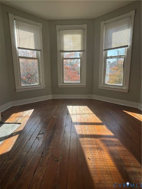 Tiny photo for 1508 W Cary Street, Richmond, VA 23220 (MLS # 2530860)