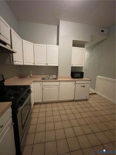 Tiny photo for 1508 W Cary Street, Richmond, VA 23220 (MLS # 2530860)