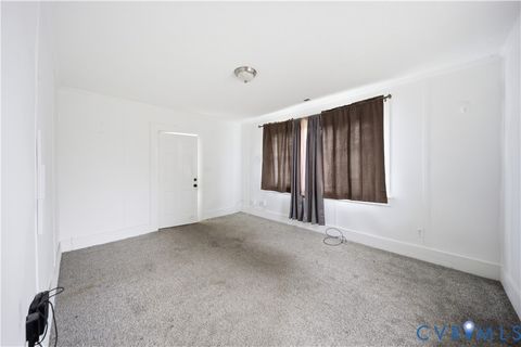 Tiny photo for 27 Bacon Street, Hampton, VA 23669 (MLS # 2606112)