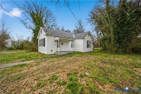 Tiny photo for 27 Bacon Street, Hampton, VA 23669 (MLS # 2606112)