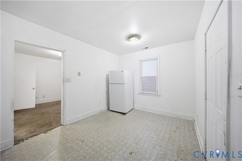 Tiny photo for 27 Bacon Street, Hampton, VA 23669 (MLS # 2606112)