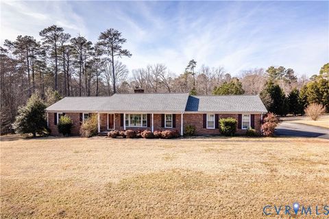 66 Georgia Ave. Warsaw VA 22572