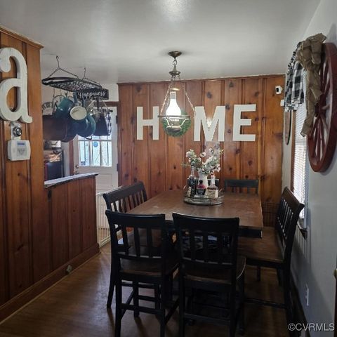 A home in Colonial Heights