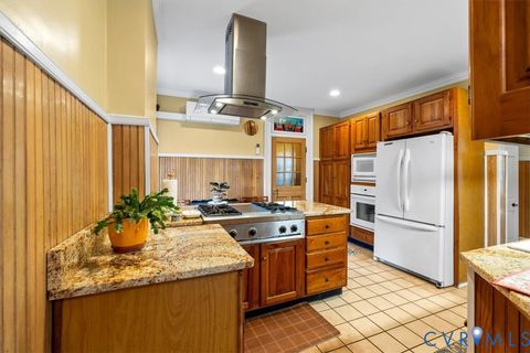 Tiny photo for 1595 Berkeley Avenue, Petersburg, VA 23805 (MLS # 2609040)