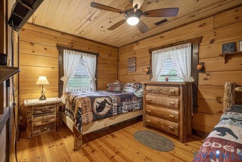 Tiny photo for 8598 W Courthouse Road Rd, Nottoway, VA 23922 (MLS # 2611674)