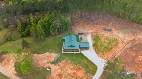 Tiny photo for 8598 W Courthouse Road Rd, Nottoway, VA 23922 (MLS # 2611674)