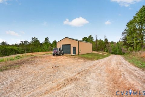 Tiny photo for 8598 W Courthouse Road Rd, Nottoway, VA 23922 (MLS # 2611674)