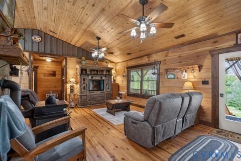 Tiny photo for 8598 W Courthouse Road Rd, Nottoway, VA 23922 (MLS # 2611674)