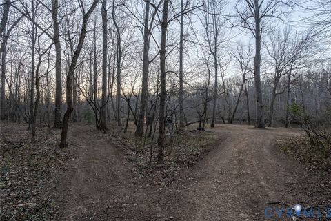 Tiny photo for 4 Dillard Road, Spotsylvania, VA 22407 (MLS # 2600496)