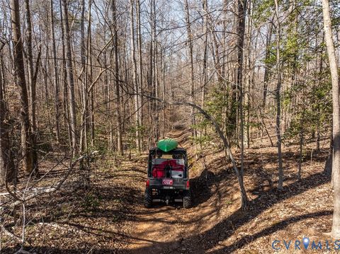 Tiny photo for 4 Dillard Road, Spotsylvania, VA 22407 (MLS # 2600496)