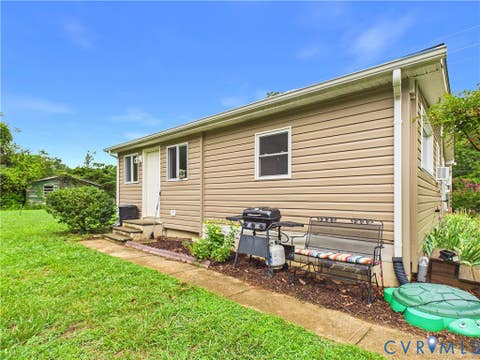 Tiny photo for 4868 Promise Land Road, Appomattox, VA 24522 (MLS # 2620299)