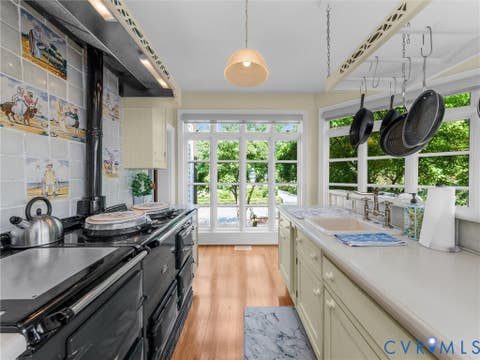 Tiny photo for 1500 Chesapeake Avenue, Hampton, VA 23661 (MLS # 2621280)