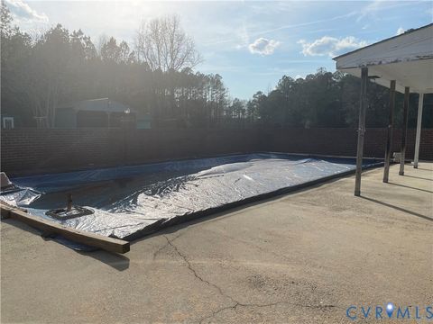 Tiny photo for 8002 Vaughan Road, North Dinwiddie, VA 23805 (MLS # 2606087)