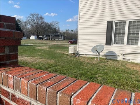 Tiny photo for 8002 Vaughan Road, North Dinwiddie, VA 23805 (MLS # 2606087)
