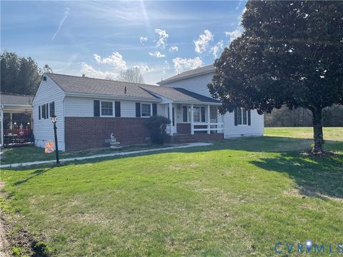 Photo of 8002 Vaughan Road, North Dinwiddie, VA 23805 (MLS # 2606087)