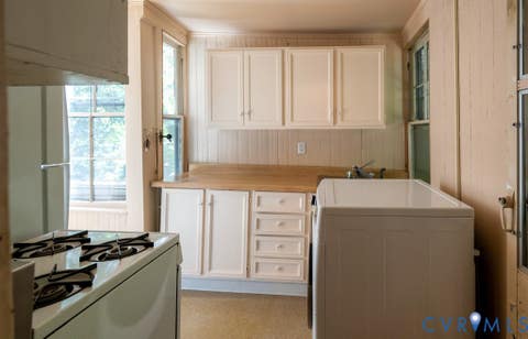 Tiny photo for 1917 Floyd Avenue, Richmond, VA 23220 (MLS # 2622354)