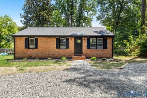 Photo of 7513 Griffin Avenue, Richmond, VA 23227 (MLS # 2626116)
