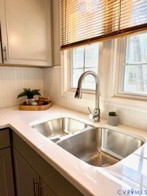 Tiny photo for 6312 Cyrus Street, North Chesterfield, VA 23234 (MLS # 2608162)