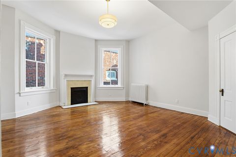 Tiny photo for 2025 W Grace Street, Richmond, VA 23220 (MLS # 2610343)