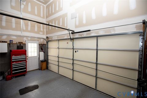 Tiny photo for 110 Jesses Way, Farmville, VA 23901 (MLS # 2607169)