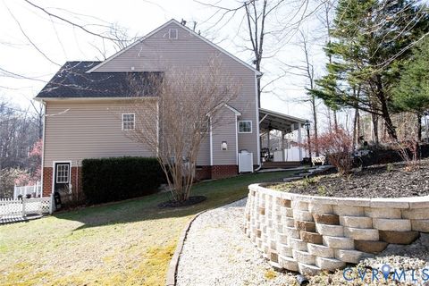 Tiny photo for 110 Jesses Way, Farmville, VA 23901 (MLS # 2607169)