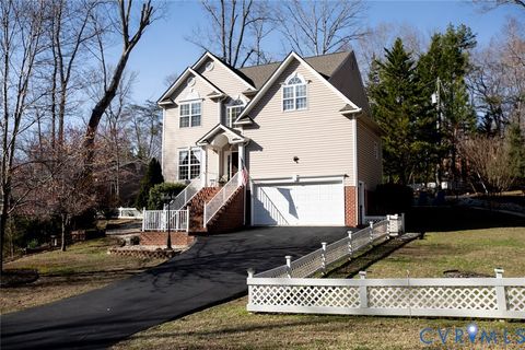 Tiny photo for 110 Jesses Way, Farmville, VA 23901 (MLS # 2607169)