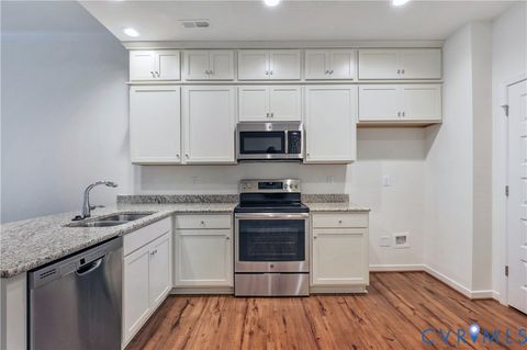 Photo of 18764 Palisades Cove Trail, Moseley, VA 23120 (MLS # 2609921)