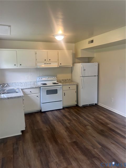 Tiny photo for 1011 Liberty Avenue #A, Hopewell, VA 23860 (MLS # 2617739)