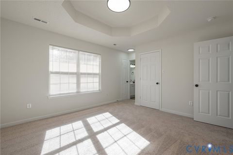 Tiny photo for 2628 Grand Glen Road, Richmond, VA 23223 (MLS # 2530858)