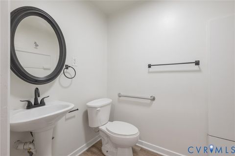 Tiny photo for 2628 Grand Glen Road, Richmond, VA 23223 (MLS # 2530858)