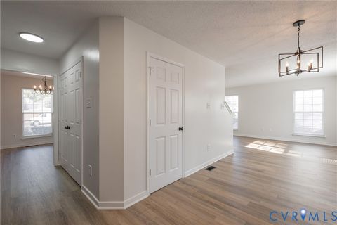 Tiny photo for 2628 Grand Glen Road, Richmond, VA 23223 (MLS # 2530858)