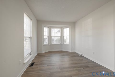 Tiny photo for 2628 Grand Glen Road, Richmond, VA 23223 (MLS # 2530858)