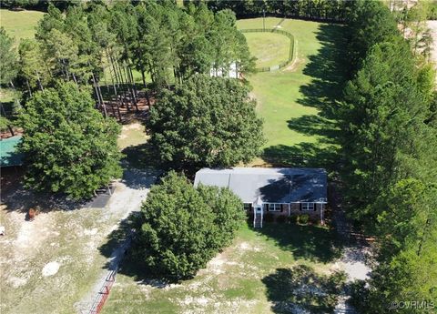 A home in Bumpass