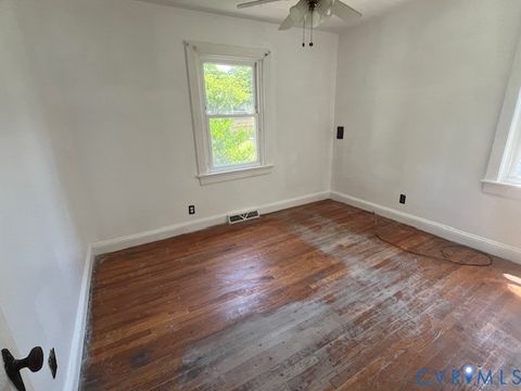 Tiny photo for 424 Elm Street, Petersburg, VA 23803 (MLS # 2529414)