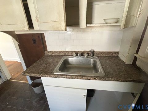 Tiny photo for 424 Elm Street, Petersburg, VA 23803 (MLS # 2529414)