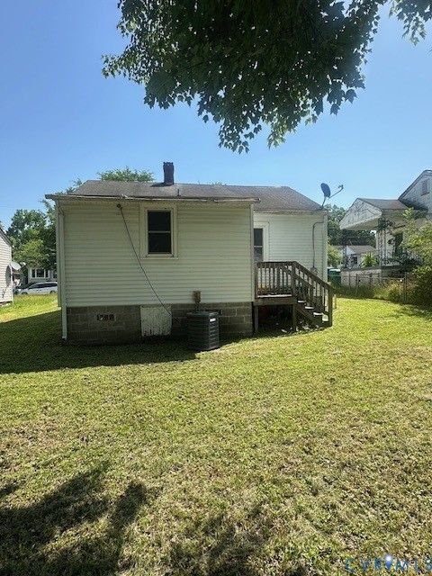 Tiny photo for 424 Elm Street, Petersburg, VA 23803 (MLS # 2529414)