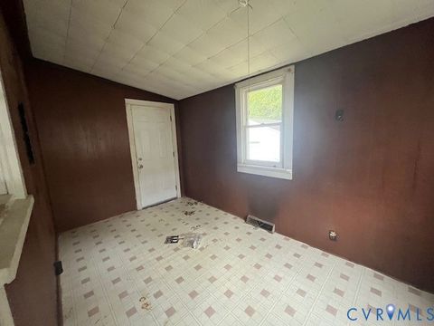 Tiny photo for 424 Elm Street, Petersburg, VA 23803 (MLS # 2529414)