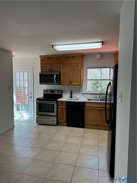 Tiny photo for 4590 Fox Chase Run, Goochland, VA 23065 (MLS # 2607174)