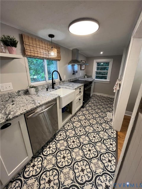 Tiny photo for 1020 N 22nd Street, Richmond, VA 23223 (MLS # 2624801)