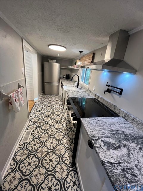 Tiny photo for 1020 N 22nd Street, Richmond, VA 23223 (MLS # 2624801)