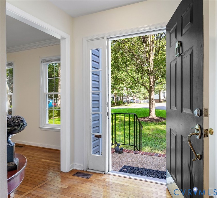 12704 Stonebriar Lane