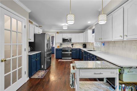 Tiny photo for 2007 Upperbury Court, Midlothian, VA 23114 (MLS # 2608980)