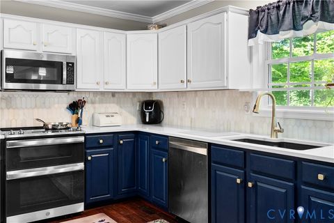 Tiny photo for 2007 Upperbury Court, Midlothian, VA 23114 (MLS # 2608980)